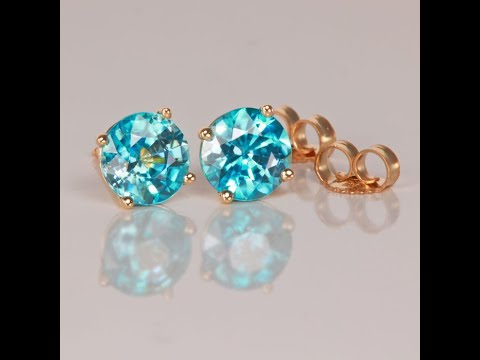 14K Yellow Gold Blue Zircon Stud Earrings 2.75 Carats