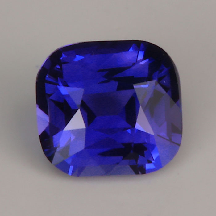 square cushion cut sapphire gemstone blue violet