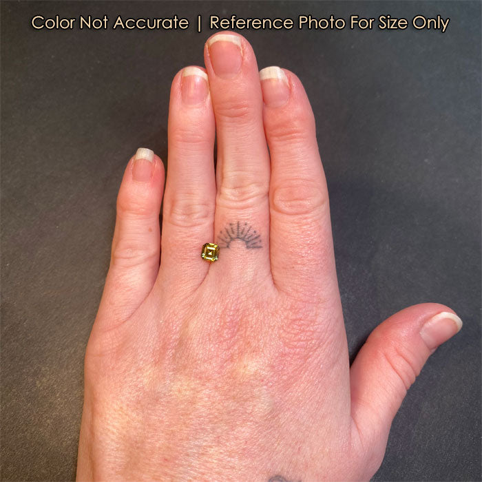 size of square green yellow sapphire gem