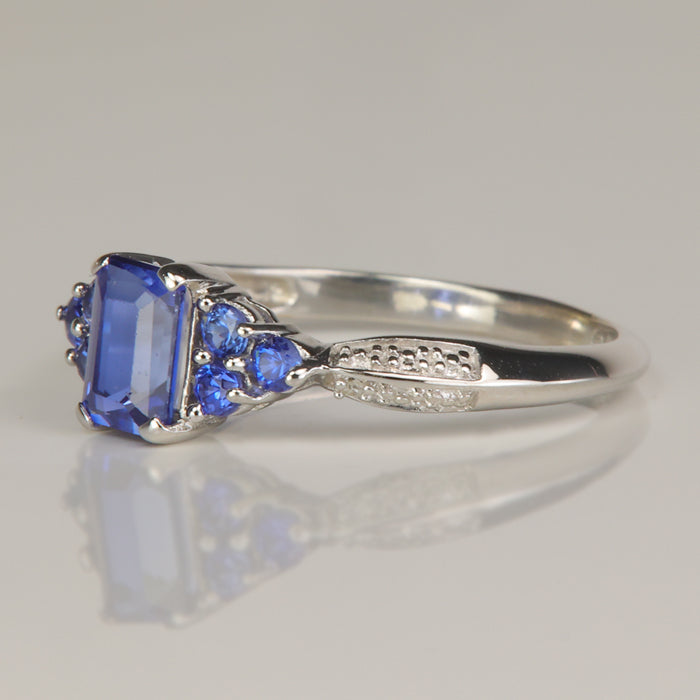diamond and lab sapphire estate ring
