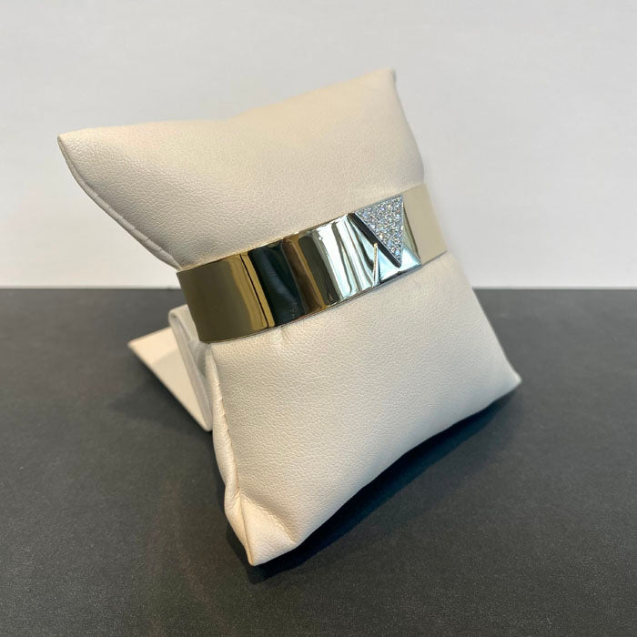 cuff bracelet in white and yellow gold with fine diamond accents