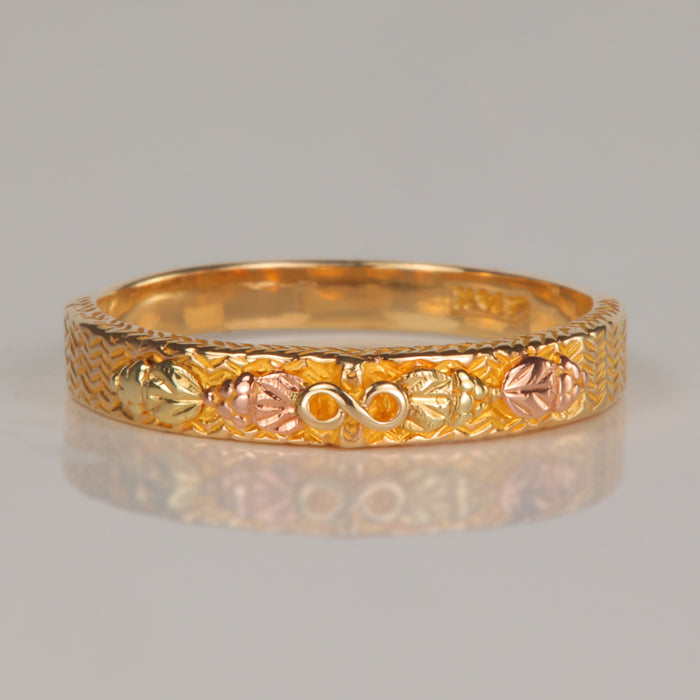 yellow and rose gold with infinity detail