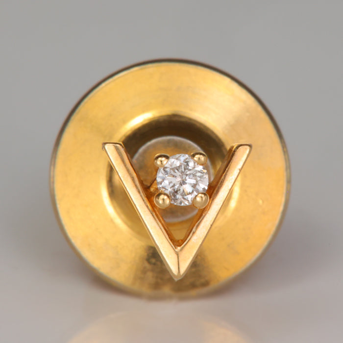 yellow gold tie tack with V initial and diamond