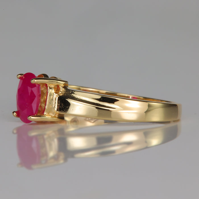 estate yellow gold and ruby ring