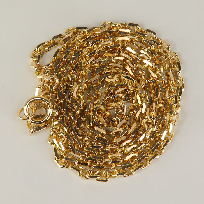 diamond cut cable chain in yellow gold