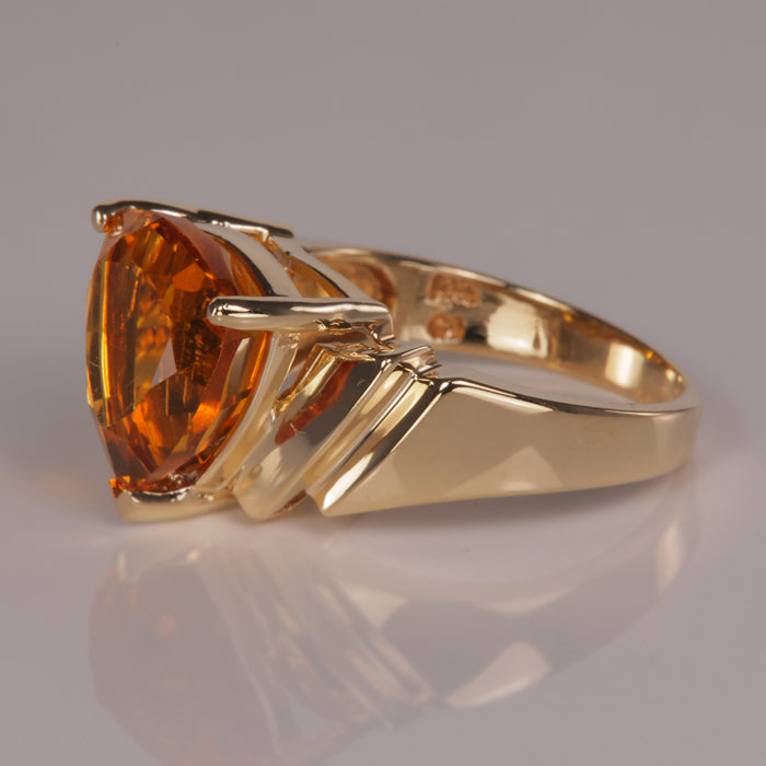 yellow gold citrine ring