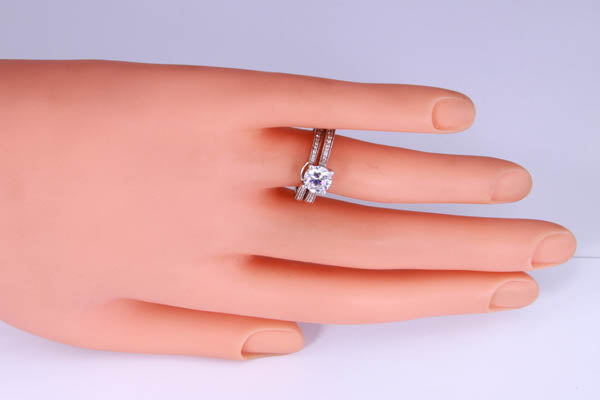 Ladies' Diamond Round Brilliant Diamond Engagement Set