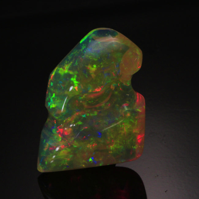 Opal Carving 30 Carat