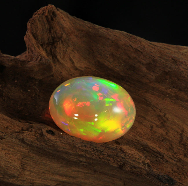 Oval Cabachon Opal Gemstone 19.90 Carats
