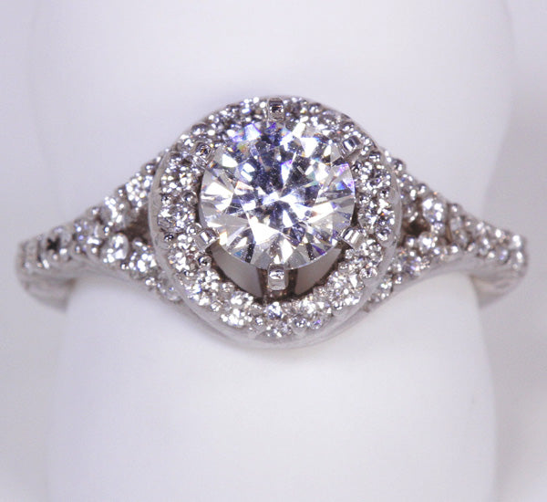 Ladies&#39; White Gold Diamond Ring
