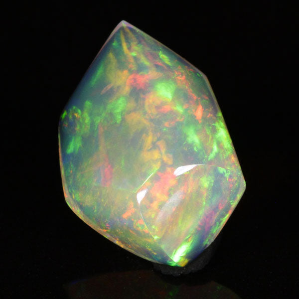 Opal 8.55 Carat