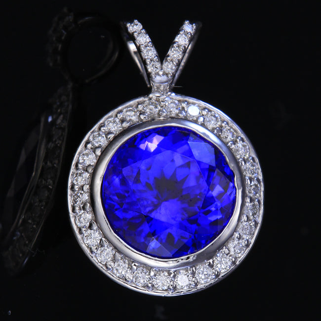 Tananite and Pendant for Cleofe