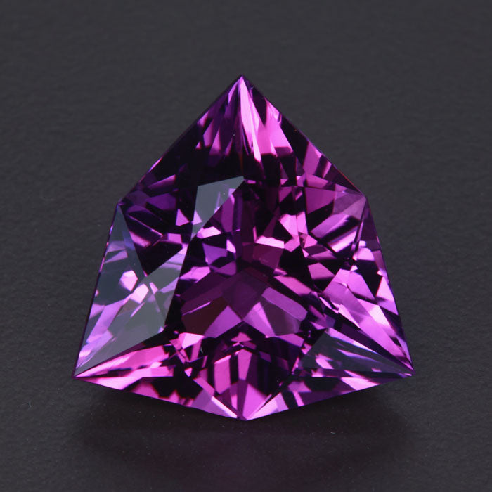 Purple Trilliant Cut Amethyst Gemstone 22.65 Carats
