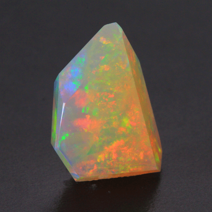 16.00ct Faceted Welo Opal Rainbow Color