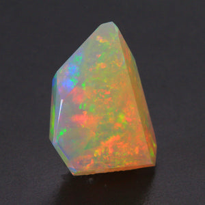 16ct Faceted Welo Opal Rainbow Color
