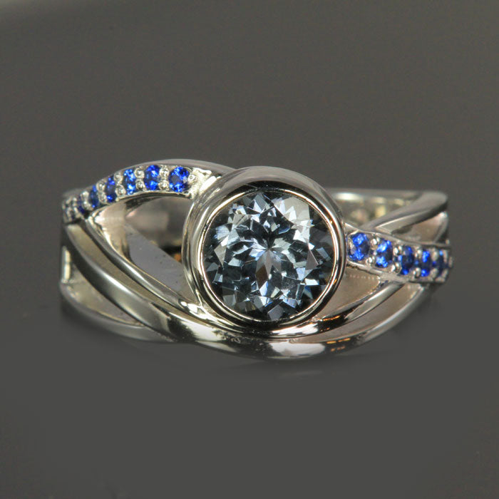 14k White Gold Grey Spinel and Blue Sapphire Ring 1.77 Carats