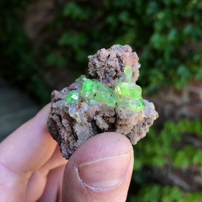Beautiful Daylight Fluorescent Hyalite Opal
