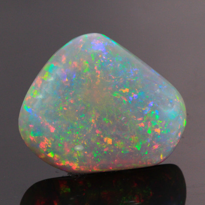 Rainbow Color Cabochon Welo 