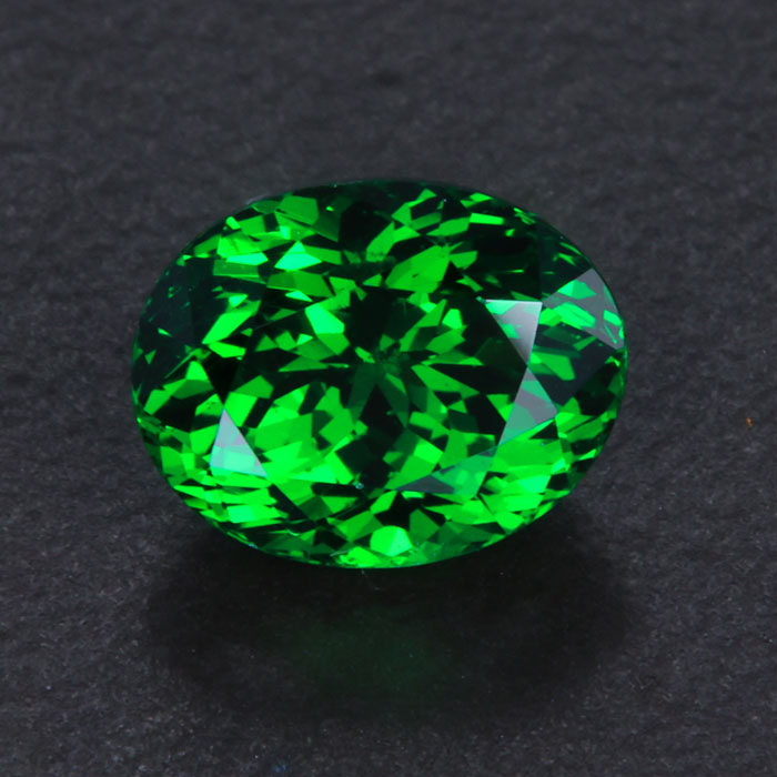 oval tsavorite garnet from Tanzania