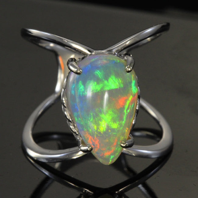 Welo Ethiopian Opal Ring 3.73 Carats