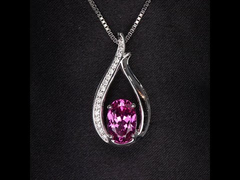 14K White Gold Oval Mahenge Garnet and Diamond Pendant 2.17 Carats