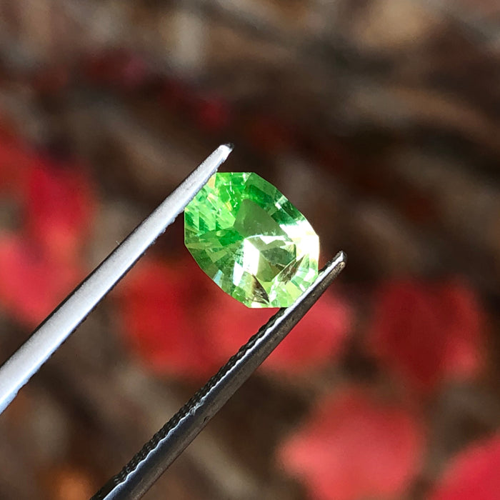 GreenBarion Oval Hyalite Opal Gemstone 1.24 Carats