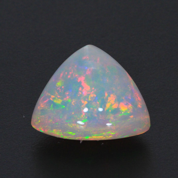 Primary Colors Trilliant Welo Opal  Gemstone 20.60 Carats