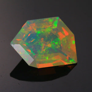 faceted freeform opal Welo Ethiopia 