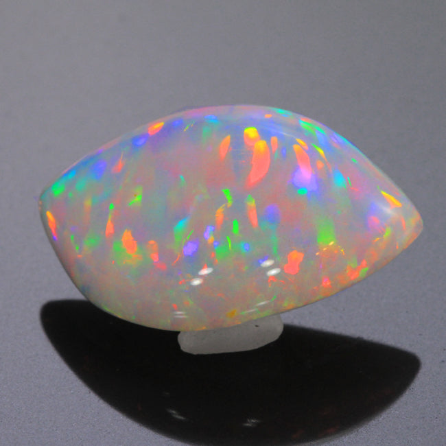 freeform cabochon opal Welo Ethopia 